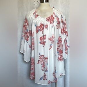 Violet + Claire abstract floral top